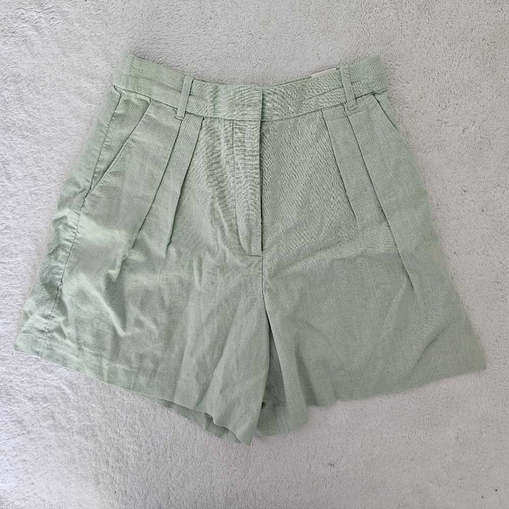 Abercrombie & Fitch Tailored Linen Shorts